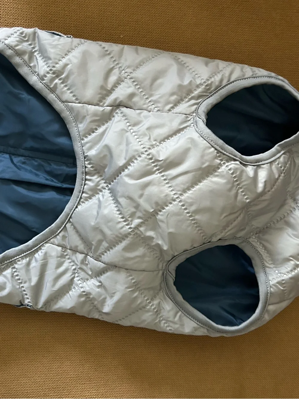 Reddy Gray Navy quietly Pet Ves. Size medium